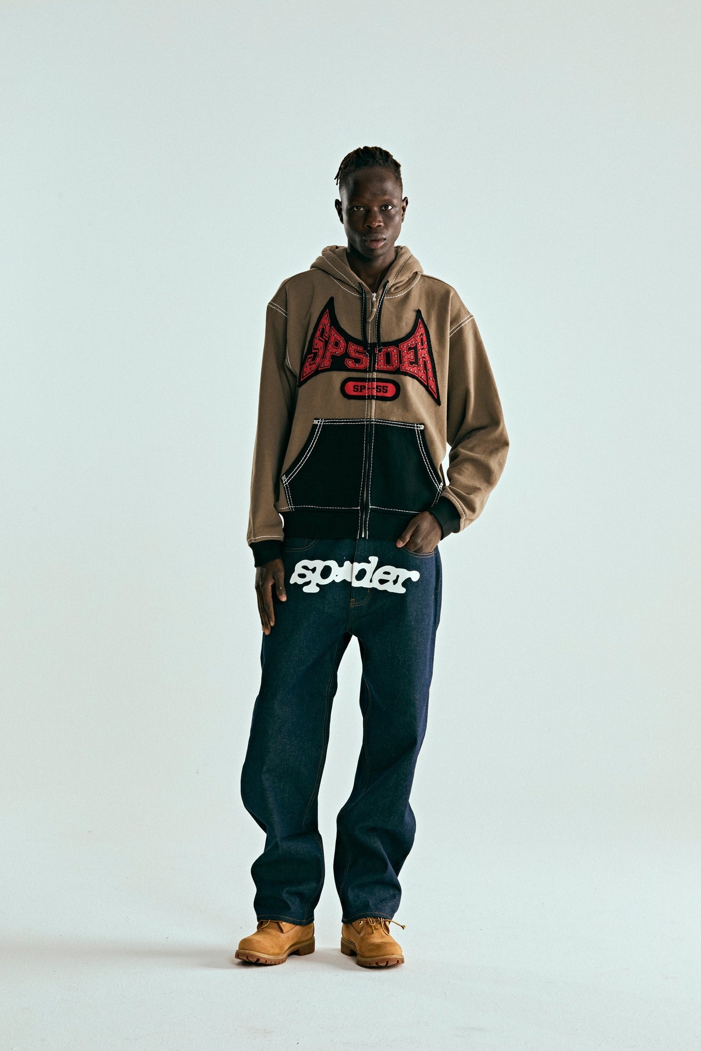 T&F ZIP HOODIE